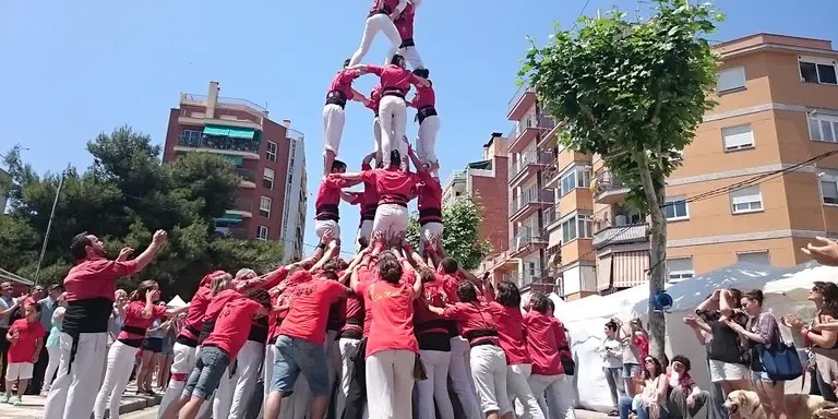 Comença l'Escola de Castells dels Maduixots