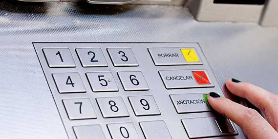 Unió de Pagesos reclama que es garanteixi al món rural l’atenció bancària per a persones grans i amb mobilitat reduïda