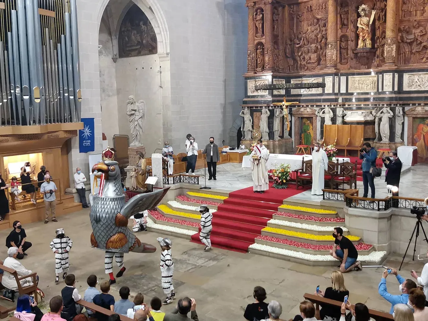 L’Ofici Solemne i una ballada extraordinària de l’Àliga, eixos centrals de la celebració de Corpus