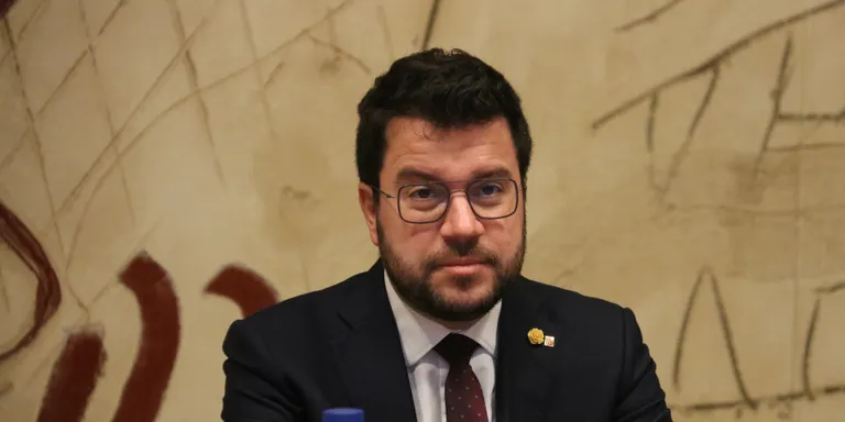 Aragonès i Bolaños es reuneixen amb discreció a Barcelona