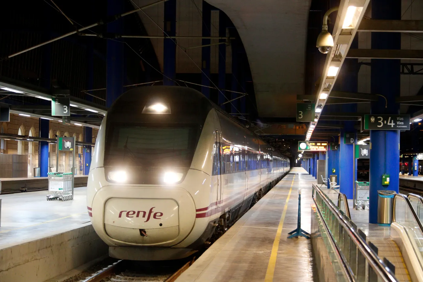 Un robatori de cable entre Alcover i l'Espluga de Francolí provoca retards de 15 minuts a l’alta velocitat entre Barcelona i Madrid