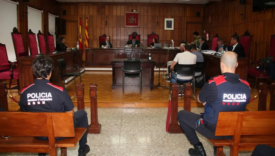 Jutgen quatre persones per conrear marihuana en una finca de Valls l’any 2022