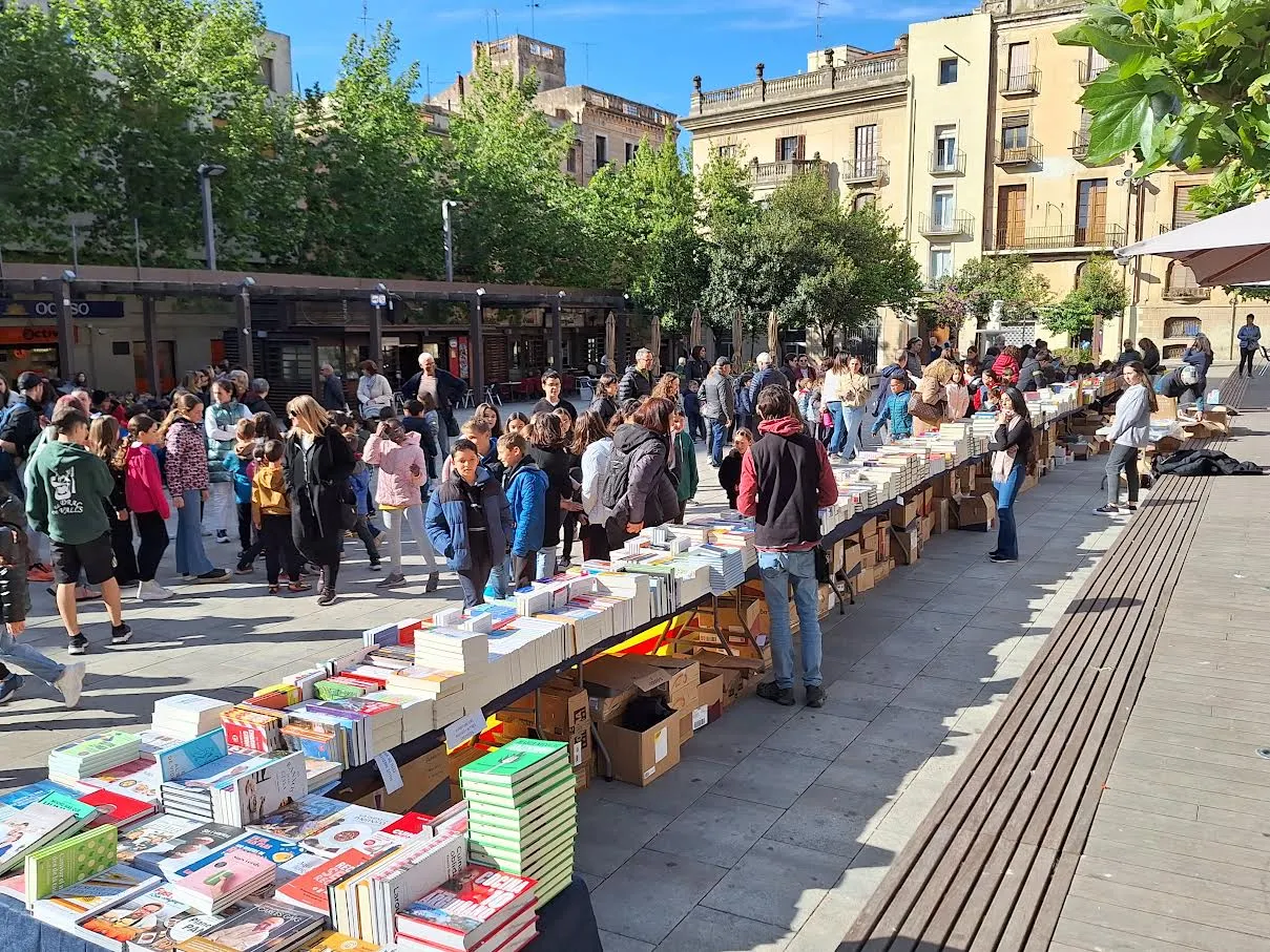 Un Sant Jordi atapeït d’activitats