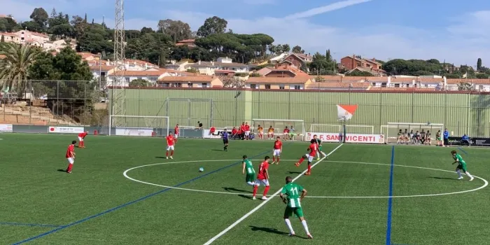 El primer equip del CF Arenys perd el derbi davant el Santvicentí