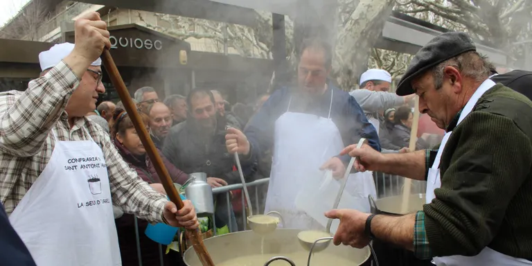 La confraria de Sant Antoni oferirà un any més la tradicional calderada