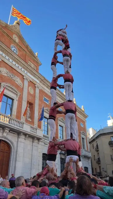 Clàssica de vuit de la Colla Vella a Tarragona