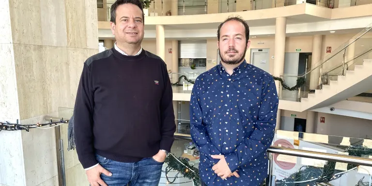 L’alcalde de Cambrils fa una recepció a Roger Lascorz, enginyer aeroespacial de la NASA