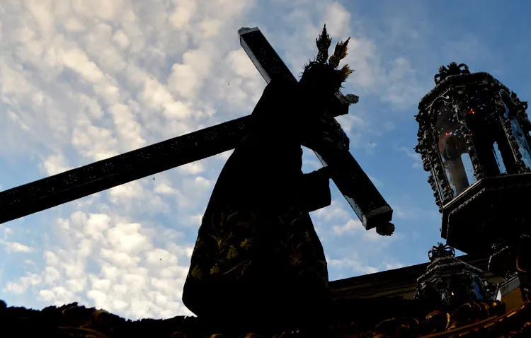 ‘Semana Santa en la Campiña’ recorre el especial año que vive la hermandad de Jesús Nazareno y habla de sus proyectos
