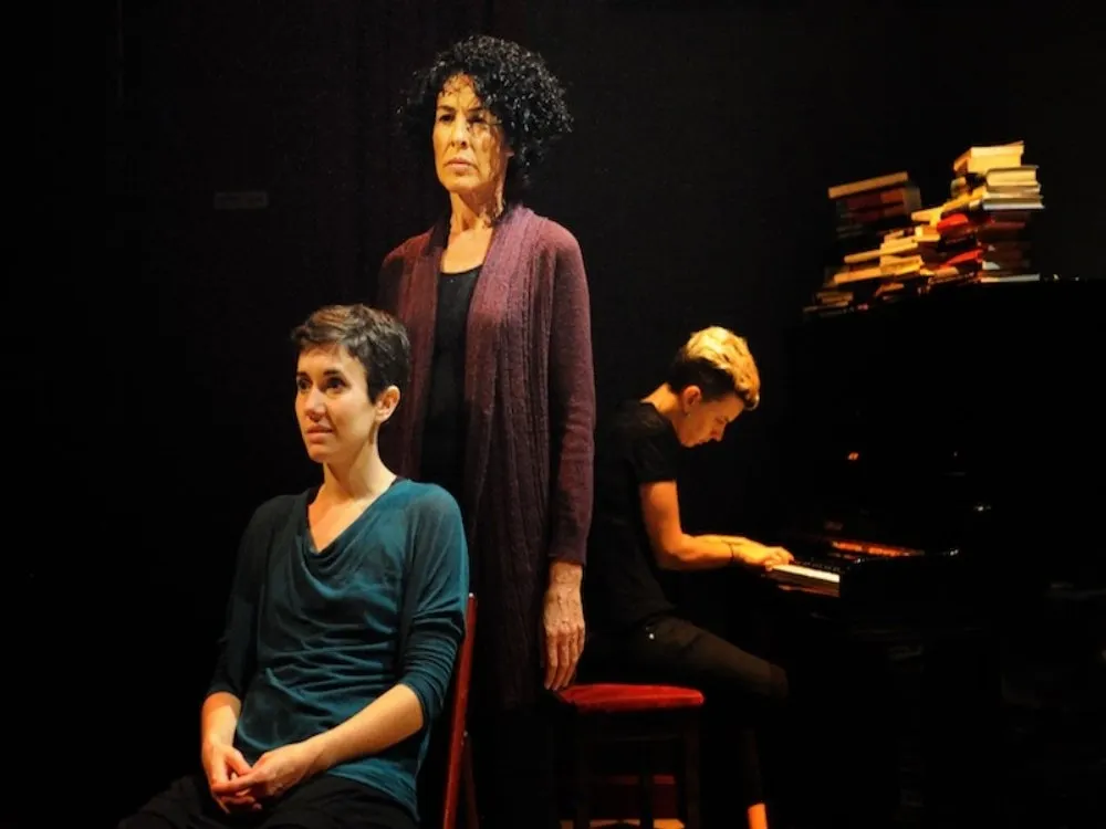Mariona Castillo, Nina i Clara Peya