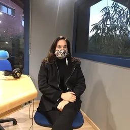 Entrevistes de la Plaça Mireia del 23/12/2020 — Centre Pedres a Sant Just: teràpia familiar sistèmica i breu centrada en solucions, casos (adolescència, dol, parella), tècniques creatives i consells - episode art