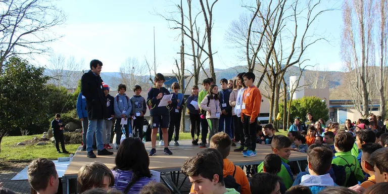 Trobada de més de 300 alumnes de 5è i 6è curs de primària de la Seu al Ràfting Parc