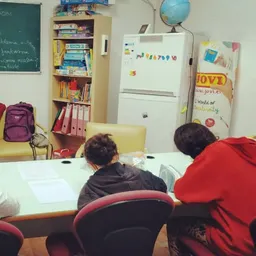#958 - ASAV: Aula de deures per a 6 joves amb berenar - episode art