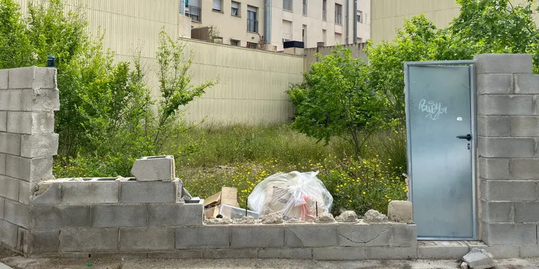 El primer aparcament públic, més a prop de fer-se realitat al camí de l'Estació