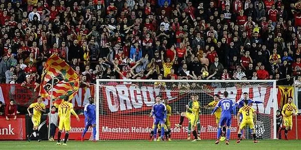 El Nàstic deixa escapar el derbi tarragoní amb una derrota per 1 a 2 que acaba donant els 3 punts al Reus