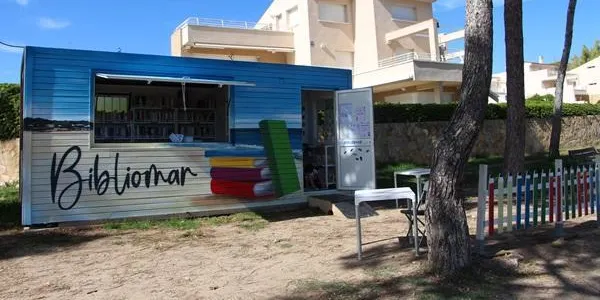 La Bibliomar d'Altafulla tanca l'estiu superant els registres d'afluència de gent i amb èxit de participació a les activitats