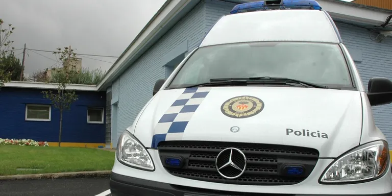 La Policia Local deté una rubinenca per atemptar contra agents de l'autoritat