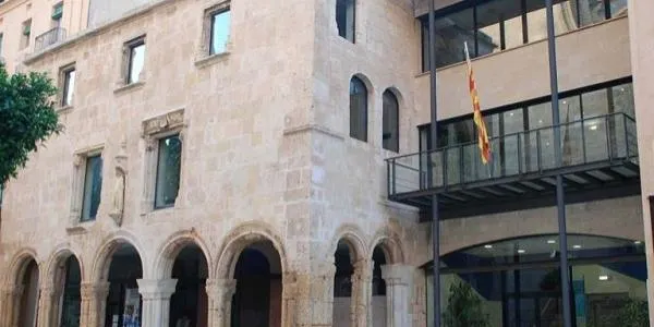 Altafulla instal·larà 15 papereres i 15 bancs subvencionats pel CCT