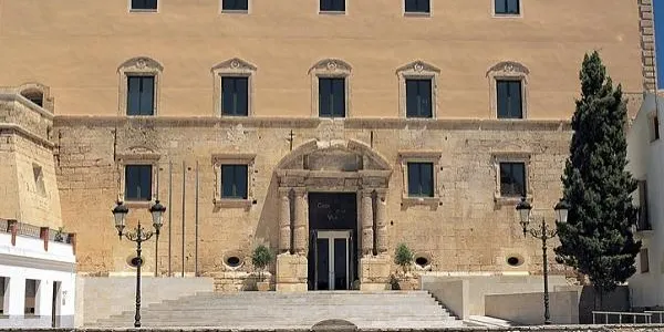 Obert el procés selectiu per cobrir una plaça d’oficial d’instal•lacions a l’Ajuntament de Torredembarra