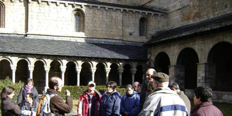 El Taller Claror visita el Museu Diocesà i els Claustres