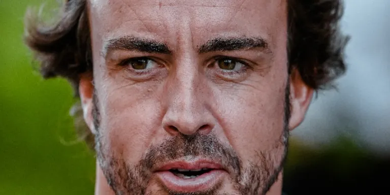 Fernando Alonso substituirà Sebastian Vettel a Aston Martin