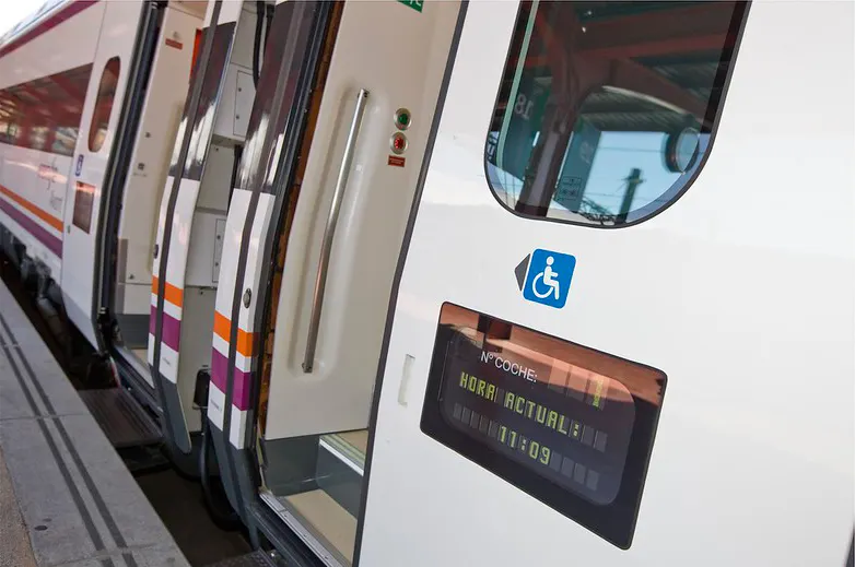 Renfe incorpora dues noves freqüències de trens entre Lleida, el Camp de Tarragona i Barcelona