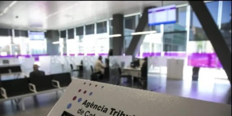 L'Agència Tributària de Catalunya ajuda a la ciutadania a fer la declaració de la renda
