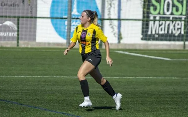 Pas endavant del CE Altafulla davant el Base Vilanova (2-4)