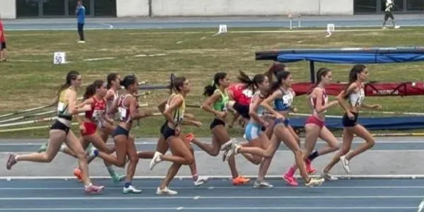Emma Vendrell assoleix la cinquena posició al Campionat d’Espanya sub16 en 1.000 metres llisos