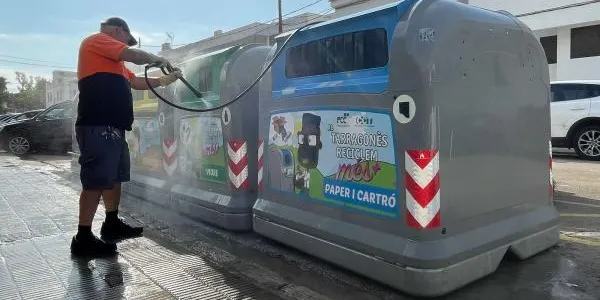 L’Ajuntament d’Altafulla intensifica la recollida de la brossa i la neteja viària aquest estiu