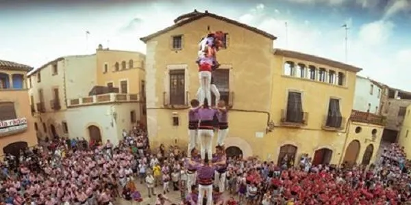 Els Castellers d’Altafulla assoleixen la clàssica de 7 i un ferm 5de6 a la Diada de les Cultures