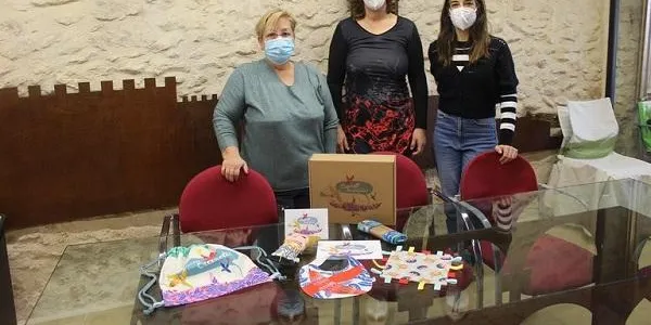 Creixell aposta per crear el sentiment de pertinença en els nounats a través de les canastretes de la cooperativa d’Altafulla ‘Niu’