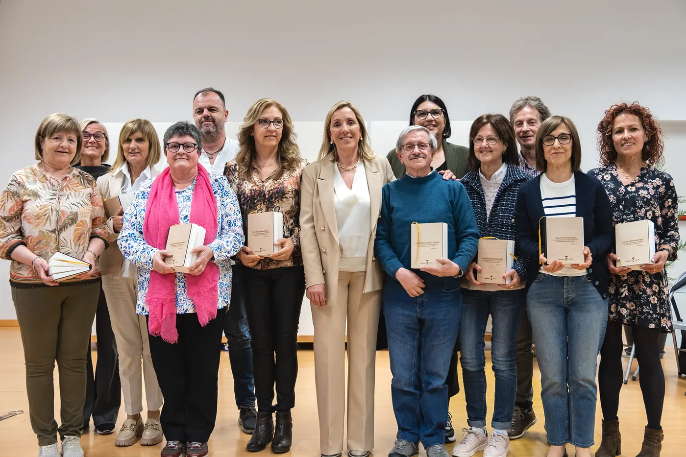 Valls reconeix els docents jubilats del curs 2022-2023