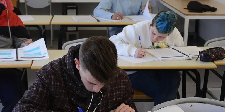 Un estudi de l'Ajuntament servirà per conèixer els hàbits de salut d'alumnes de 4t d'ESO