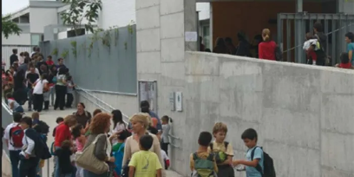 Els alumnes de primària i secundària s’acomiaden avui dels seus companys fins al mes de setembre
