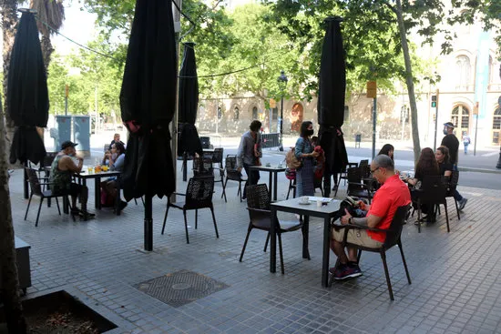 Noves mesures restrictives per a l'Àrea Metropolitana de Barcelona per l'augment de contagis de Covid-19