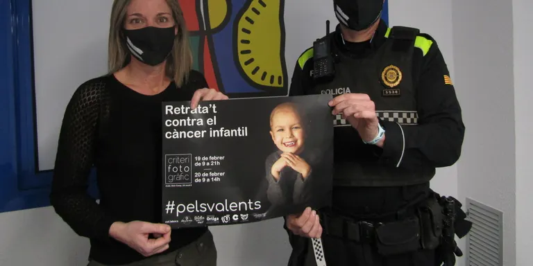 Àngels Matamoros: “La recaptació íntegra dels retrats que faci es destinaran a #cambrilspelsvalents”