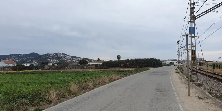 Les obres del nou vial per a vehicles sota la via del tren podrien començar després de l'estiu