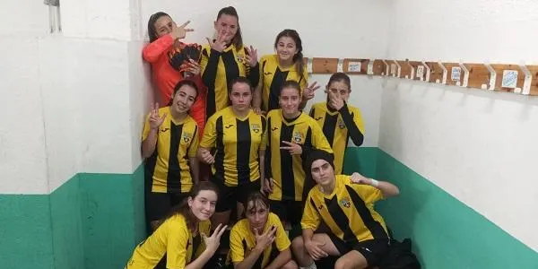 El Cadet femení del CE Altafulla compleix davant el Vallmoll abans del partit clau pel lideratge (8-2)