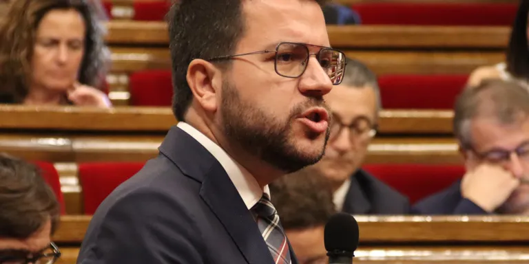 Aragonès demana un ple monogràfic al Parlament sobre la situació de Rodalies i el traspàs integral del servei