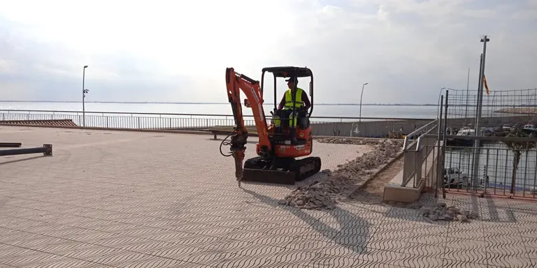 Comencen els obres de la plaça-mirador al port de l'Ampolla amb un cost de 615.000 euros