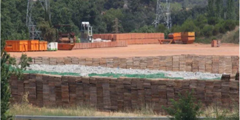 La comissió d’urbanisme suspèn el Pla d’Extractives de Rubí
