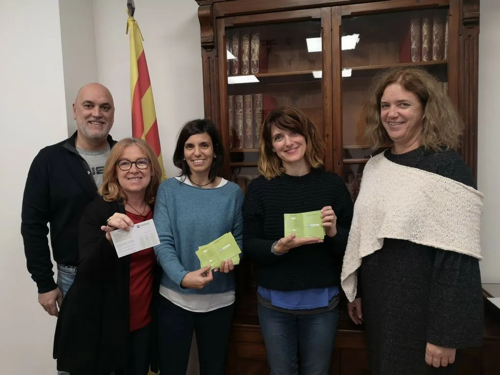 Humana recull 70 tones de roba usada a Vilassar de Mar i dóna 70 bons d’ajuda social a l’Ajuntament.