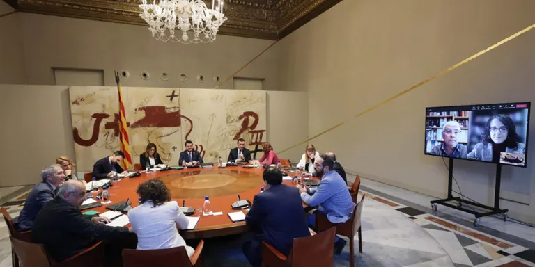 El Govern "no veu incompatible" pactar els pressupostos amb comuns, Junts i PSC: "No hem d'escollir entre uns i altres"