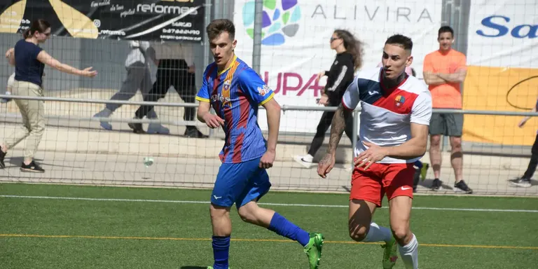 El CF Caldes incorpora el migcampista Albert Guiteras, format al club i cedit per la Grama de Tercera Federació