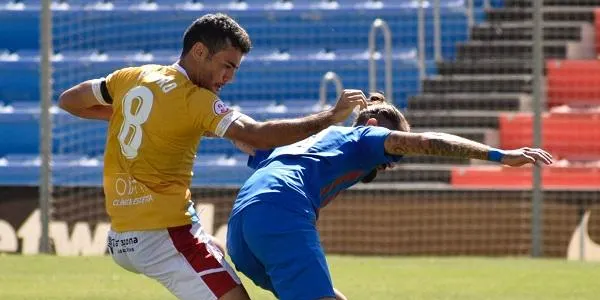 Desfeta inexplicable del Nàstic davant l’Eldense (2-1)