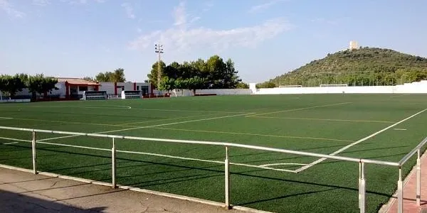 CF Ulldecona - Atlètic Roda de Berà: duel directe amb la mirada posada a la promoció
