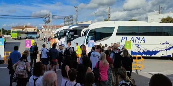 Dilluns vinent es posaran en marxa cinc noves expedicions per sentit d'autobús directe entre Reus i Barcelona.