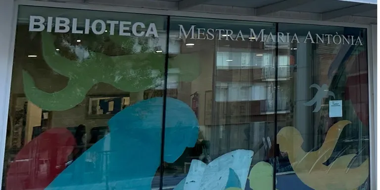 Estudiaran ampliar els horaris de la Biblioteca de Torredembarra