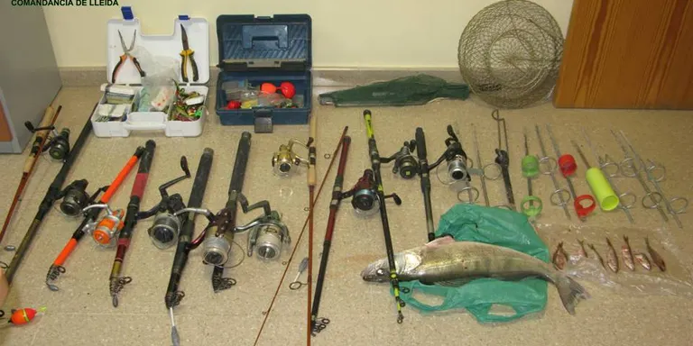 Deu noves denúncies per infraccions a la llei de pesca als pantans