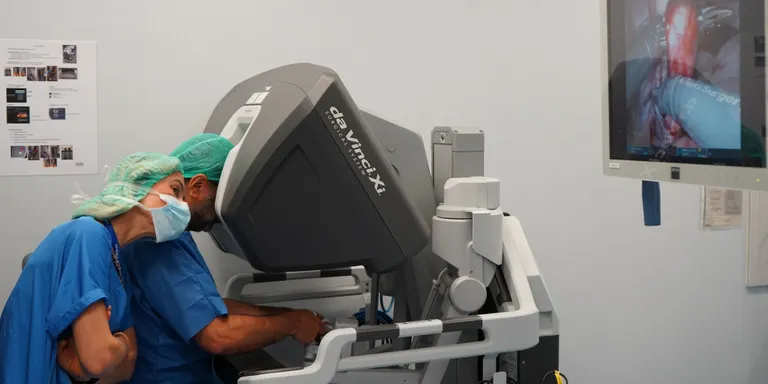 El Vall d’Hebron arriba a les 125 cirurgies urològiques pediàtriques amb robot